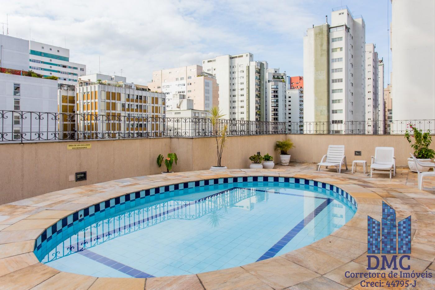Piscina com Solarium