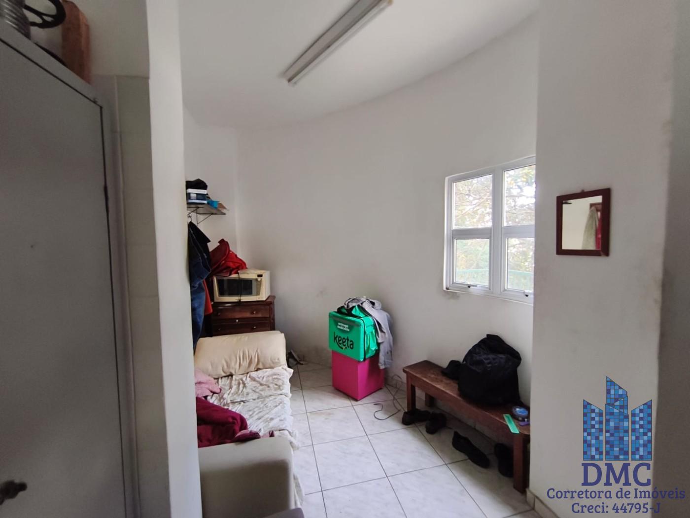 Dormit�rio de empregada