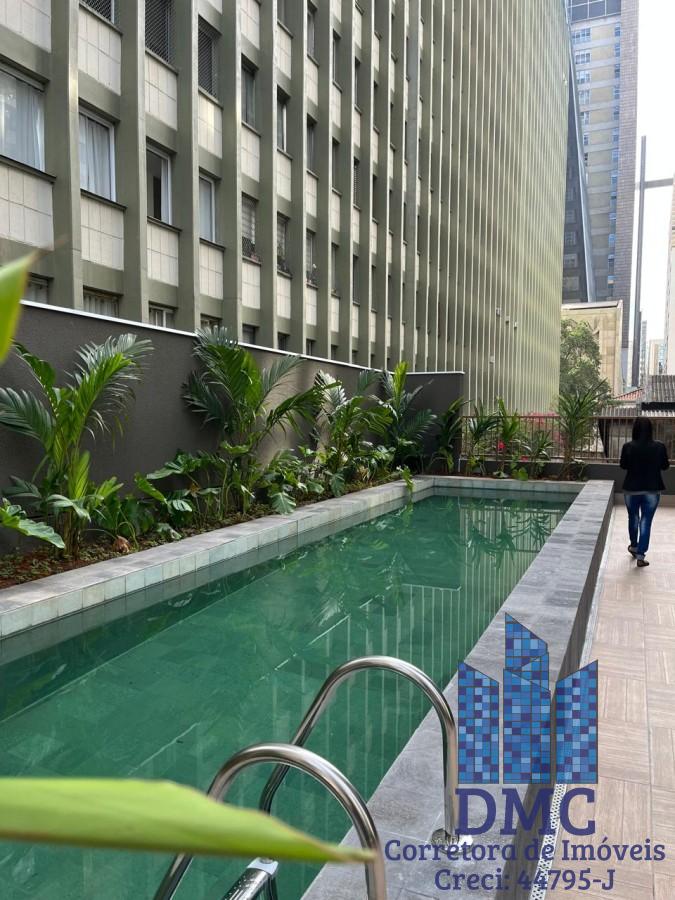 Piscina com Solarium